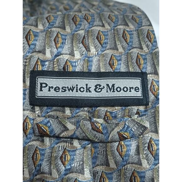 Preswick & Moore 100% Imported Silk Taupe/Gray Geometric Pattern Tie - Picture 7 of 8